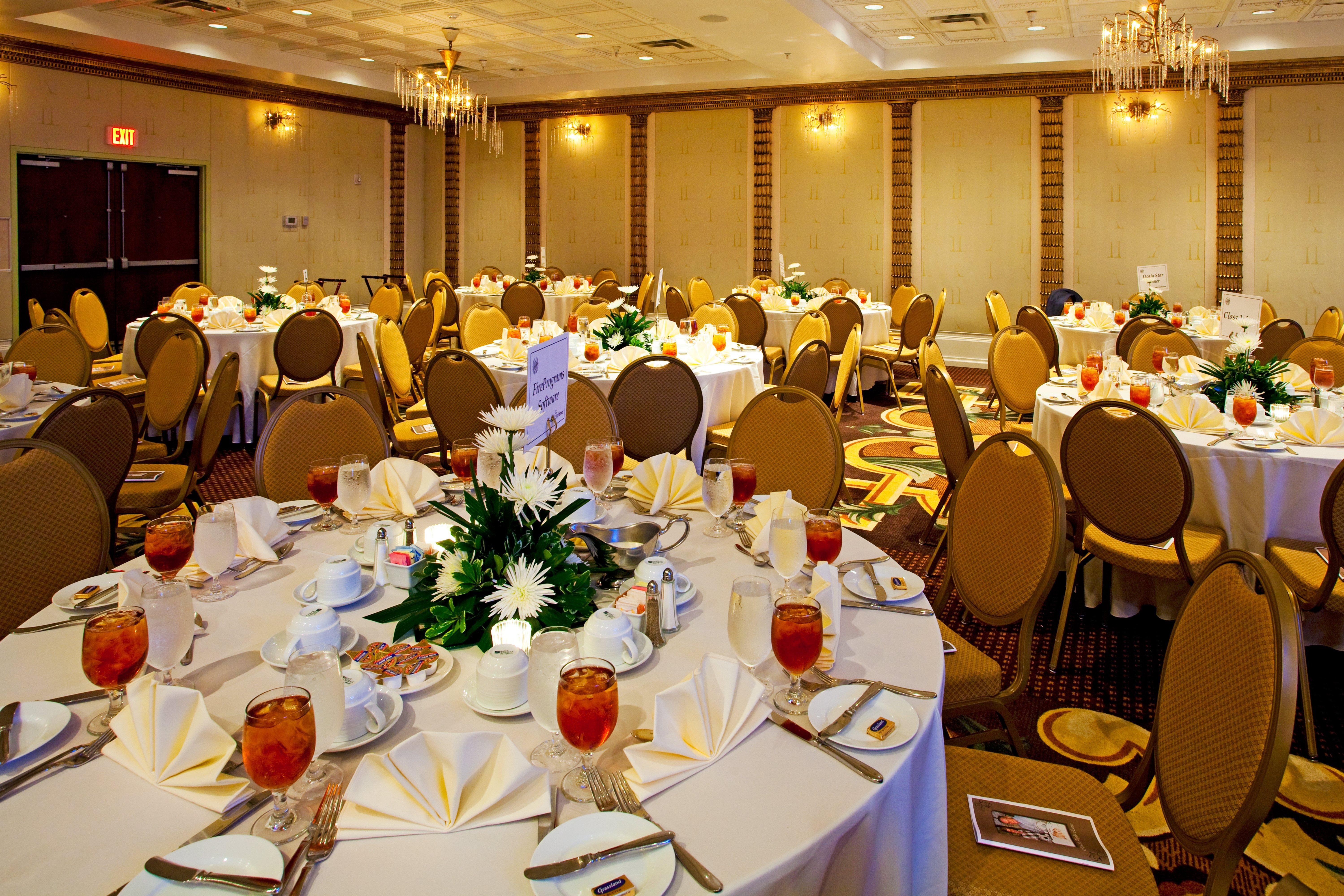 Holiday Inn Hotel & Suites Ocala Conference Center By Ihg Buitenkant foto